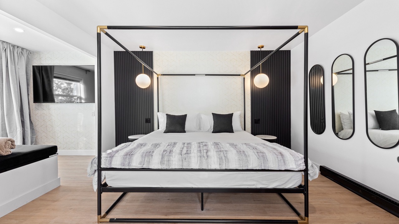 Photo of Bedroom in Val-des-Lacs