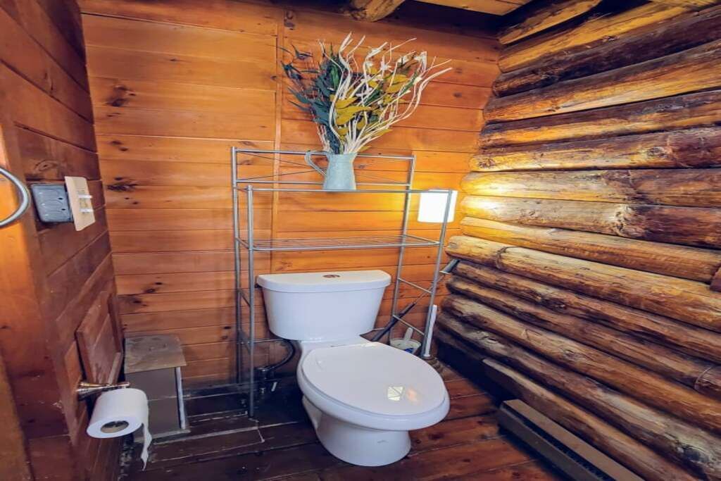 Photo of Bathroom in Hickory Hills