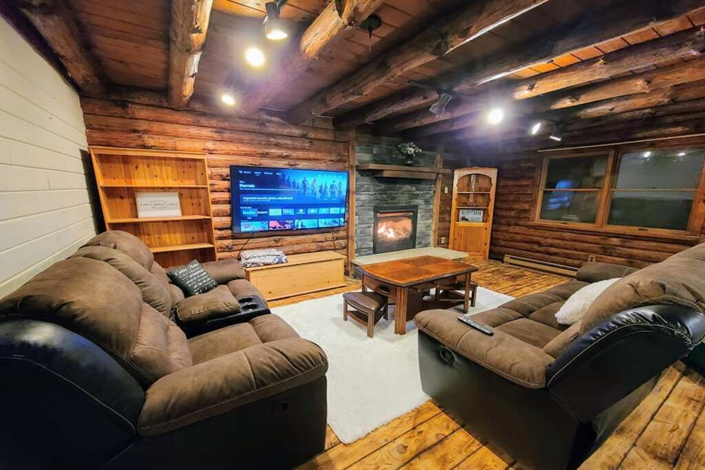 Photo of Livingroom in Hickory Hills