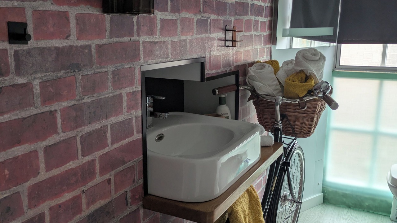 Photo of Bathroom in Airth