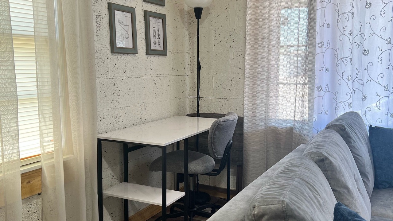 Photo of Livingroom in Sullivan