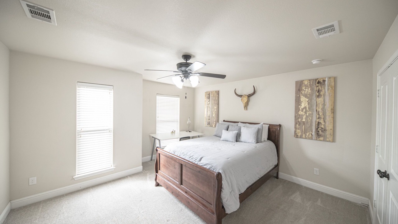 Photo of Bedroom in Midland