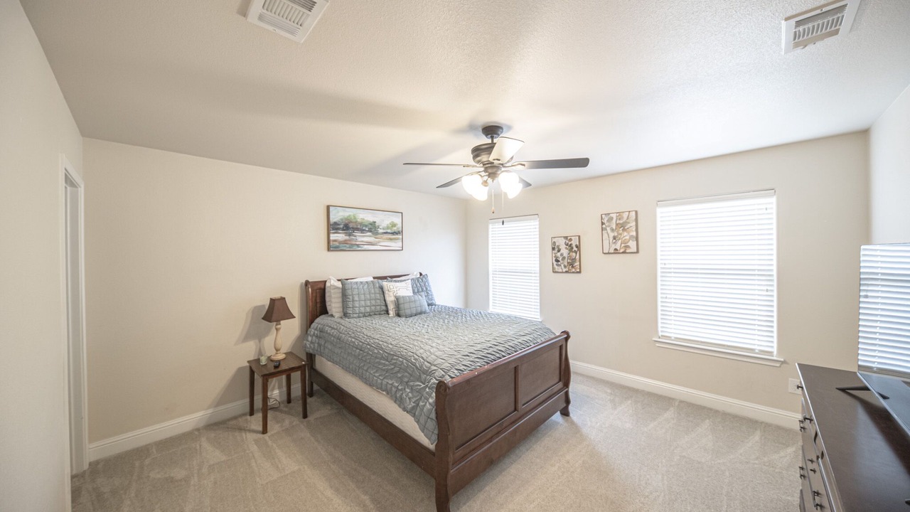 Photo of Bedroom in Midland