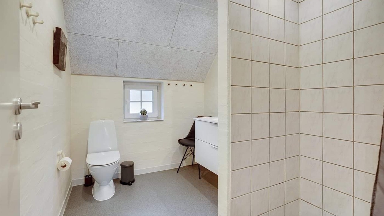 Photo of Bathroom in Øby