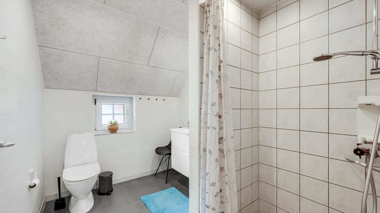 Photo of Bathroom in Øby