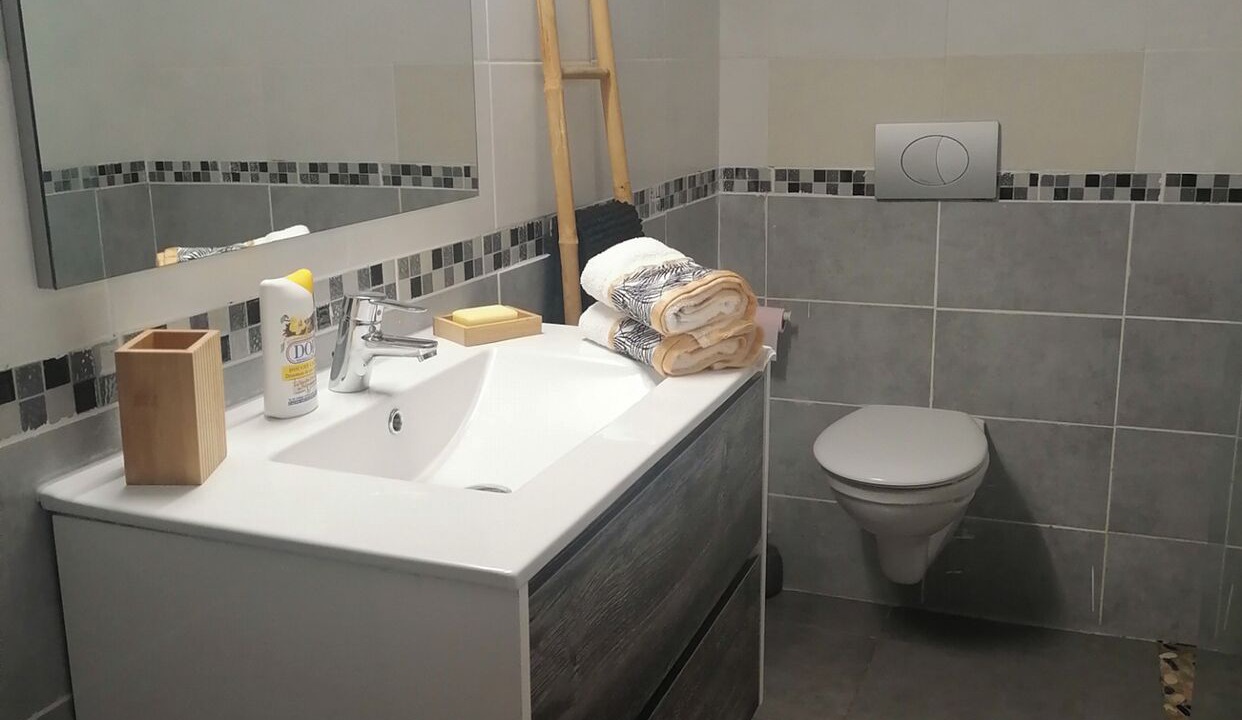 Photo of Bathroom in Cerbere
