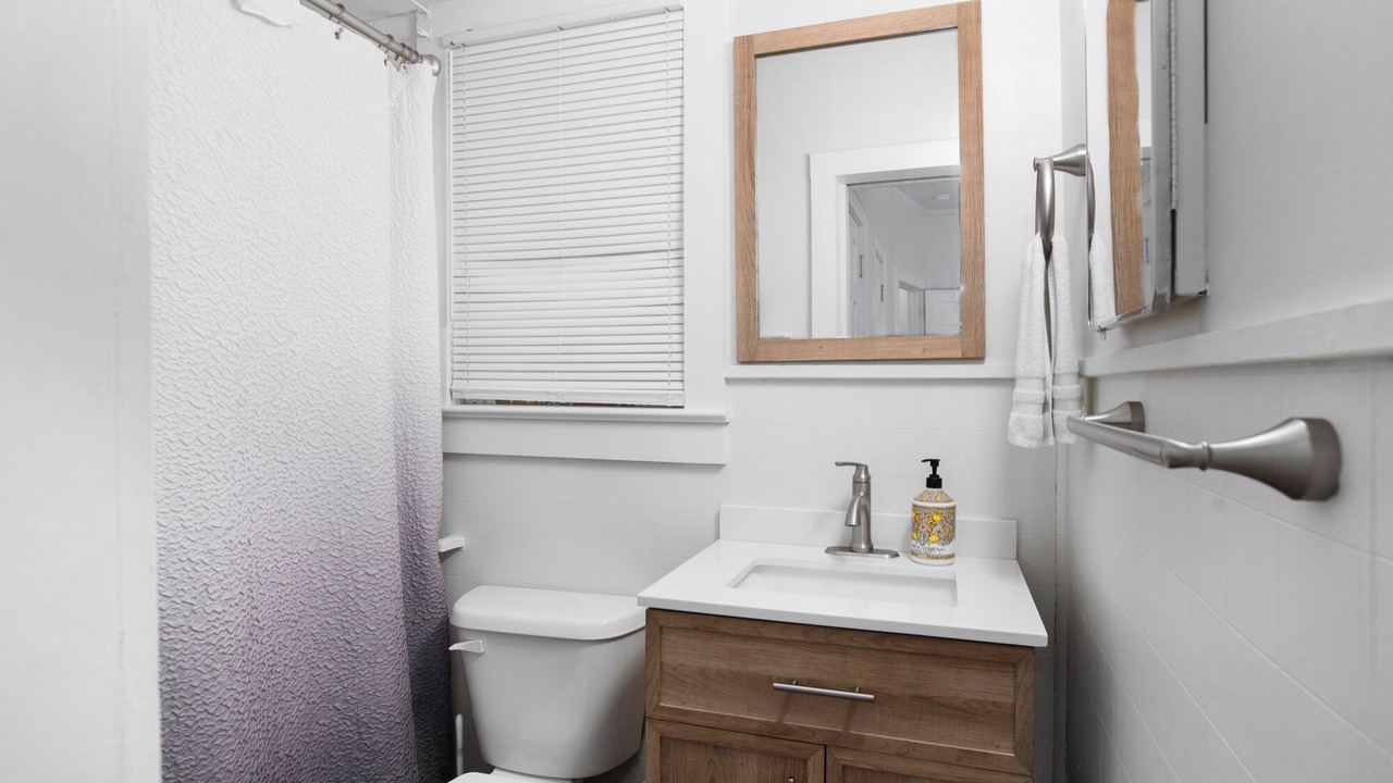 Photo of Bathroom in Laurel