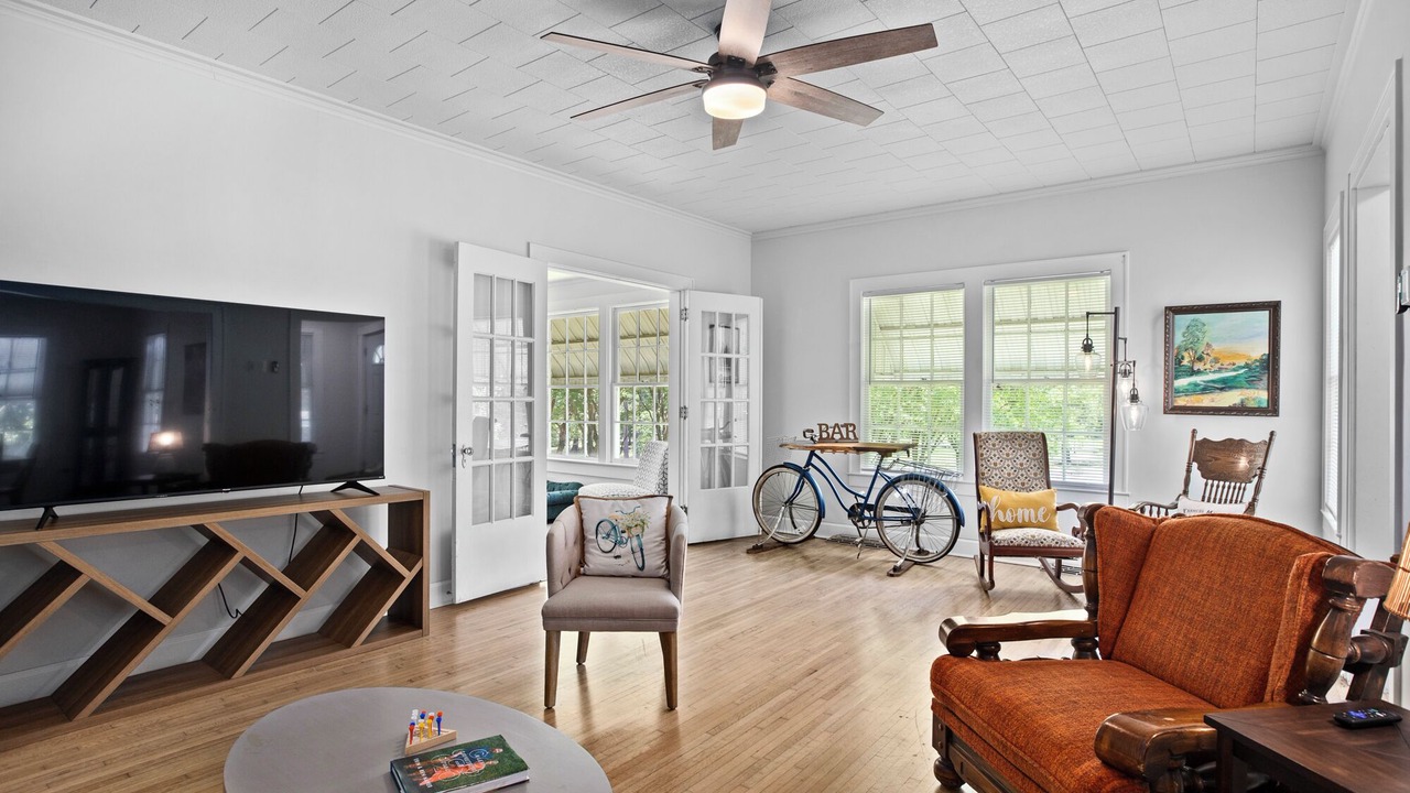 Photo of Livingroom in Laurel