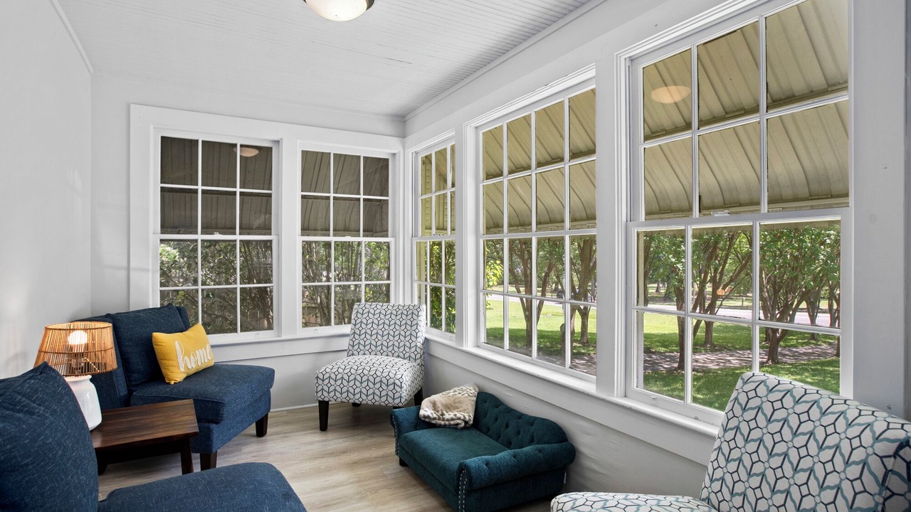 Photo of Livingroom in Laurel