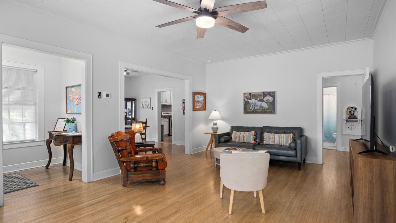 Photo of Livingroom in Laurel