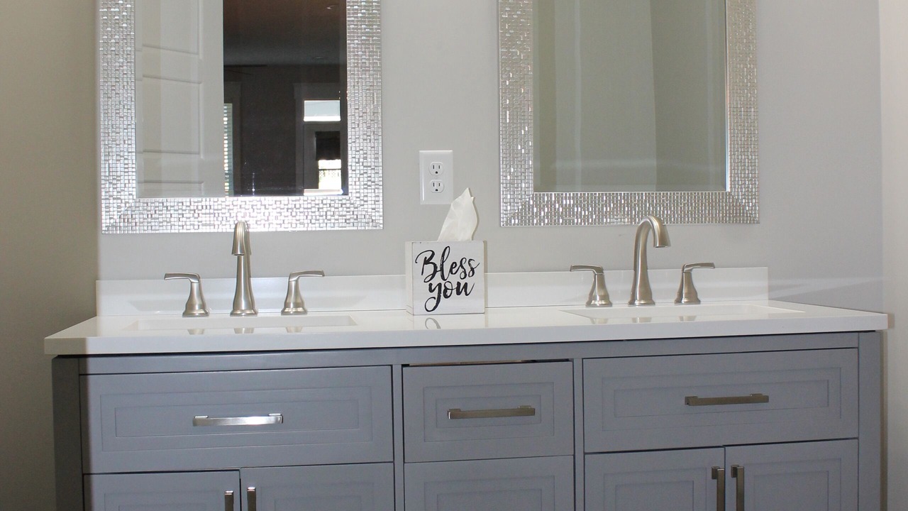 Photo of Bathroom in Williamstown