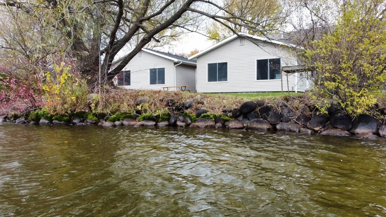 Photo of Outdoor in Pelican Lake