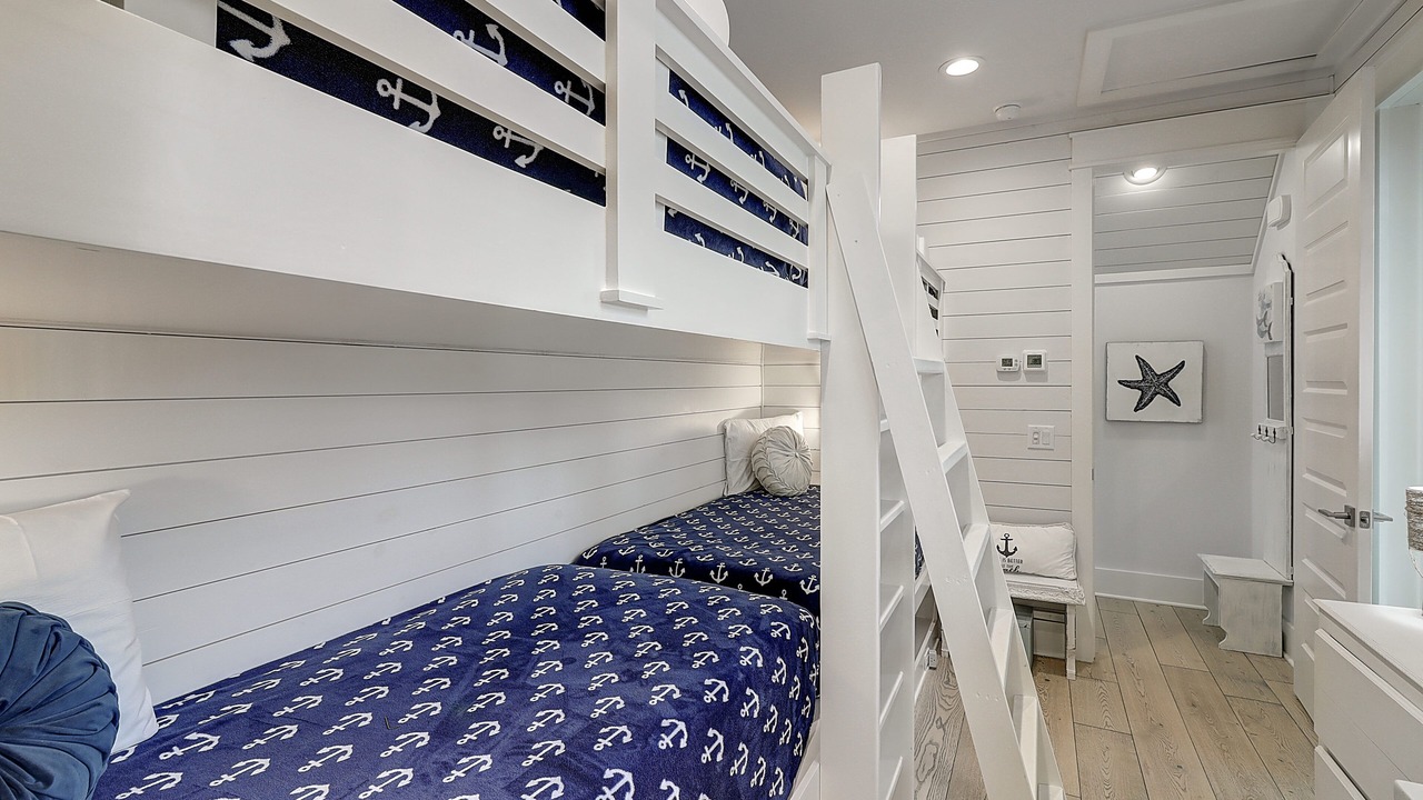 Photo of Bedroom in Cinnamon Shore