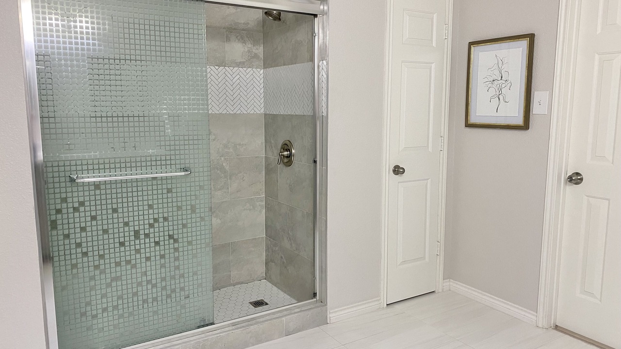 Photo of Bathroom in Grand Prairie