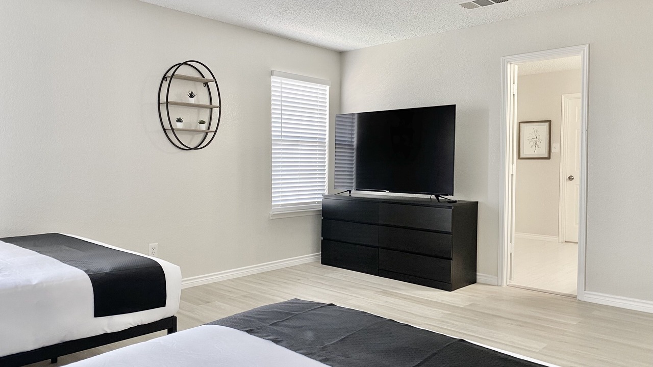 Photo of Bedroom in Grand Prairie
