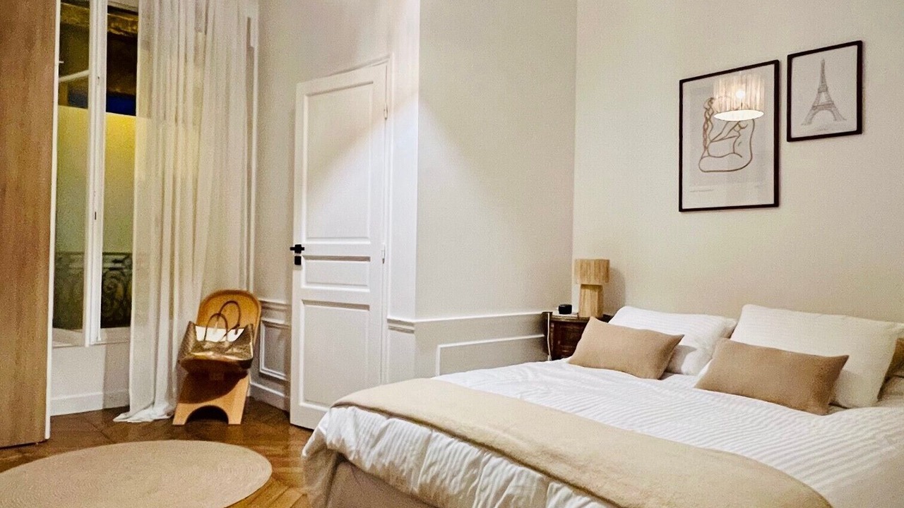 Photo of Bedroom in Faubourg Saint-Germain