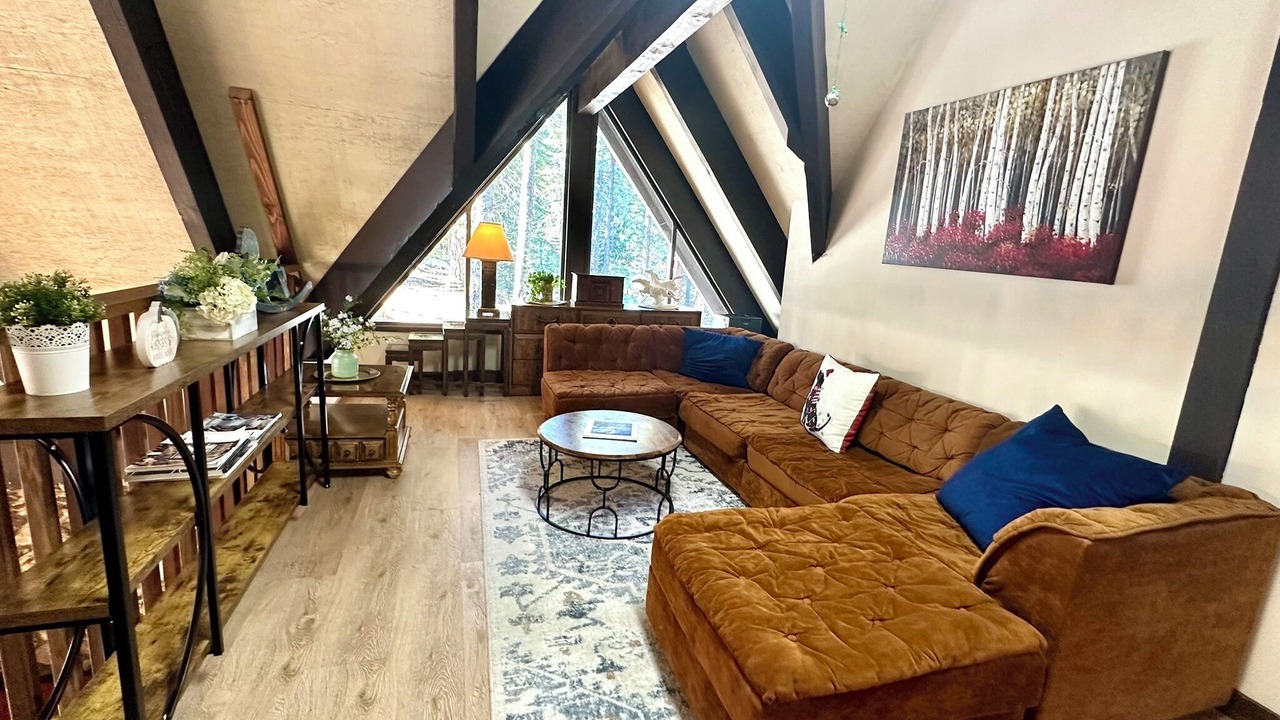 Photo of Livingroom in Tahoe Paradise