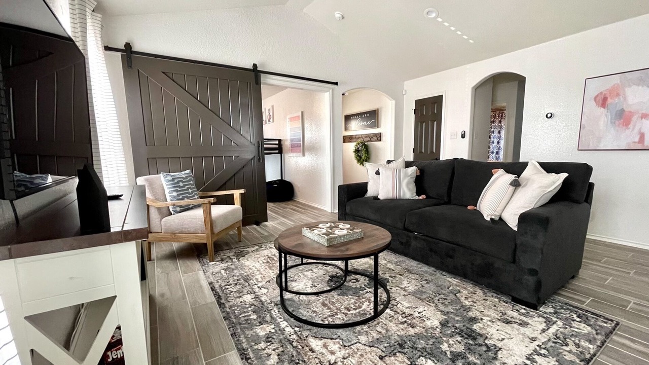 Photo of Livingroom in Southside