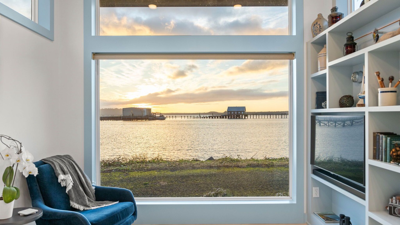 Photo of Livingroom in Garibaldi