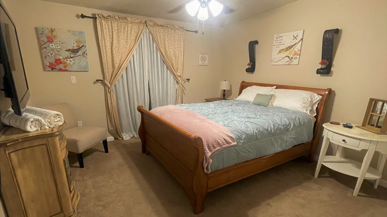 Photo of Bedroom in Indian Wells