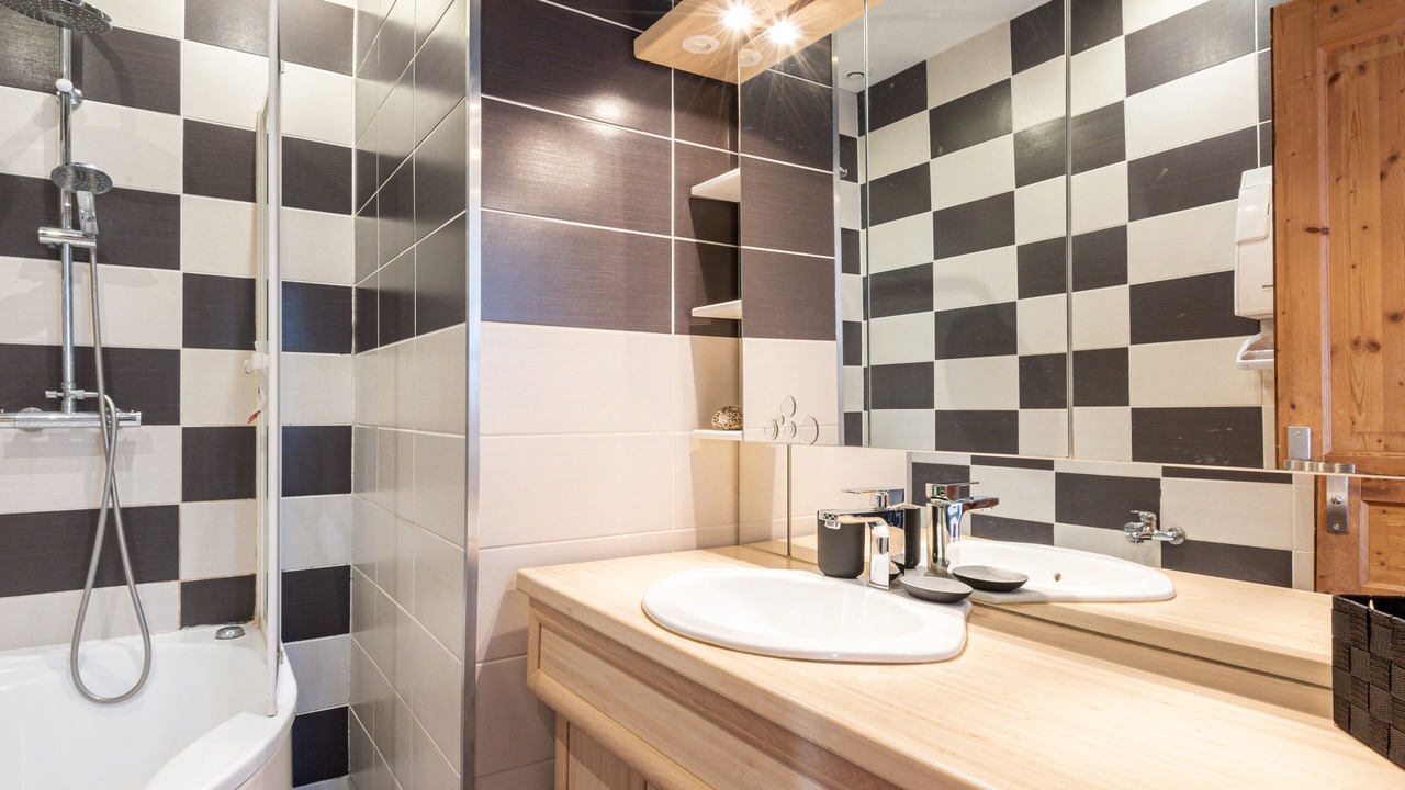 Photo of Bathroom in Ver-sur-Mer