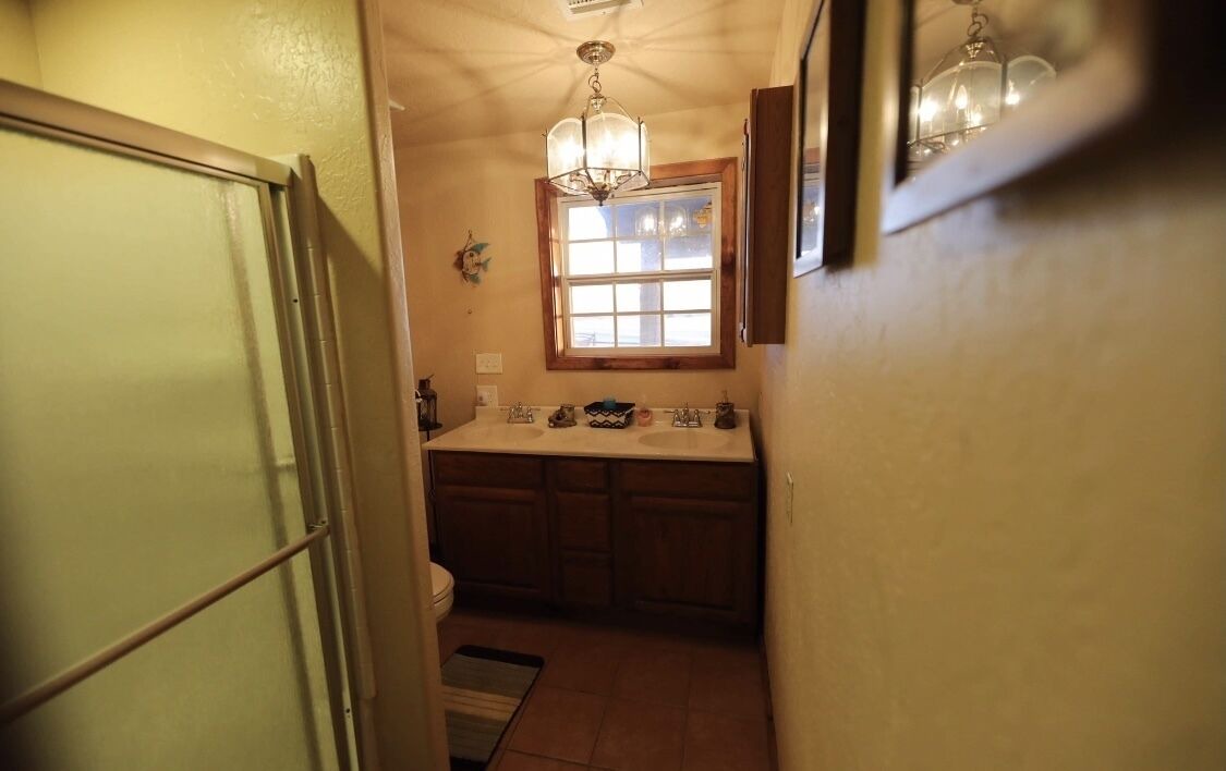 Photo of Bathroom in Comanche County