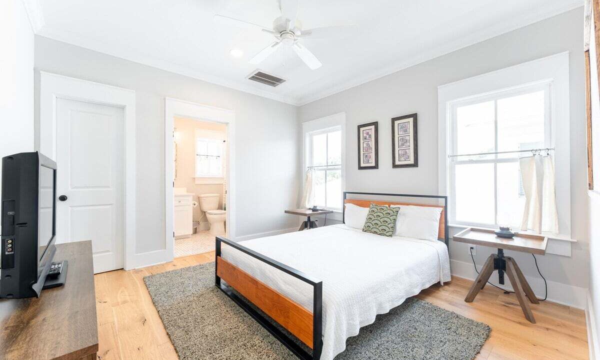 Photo of Bedroom in Demere Park