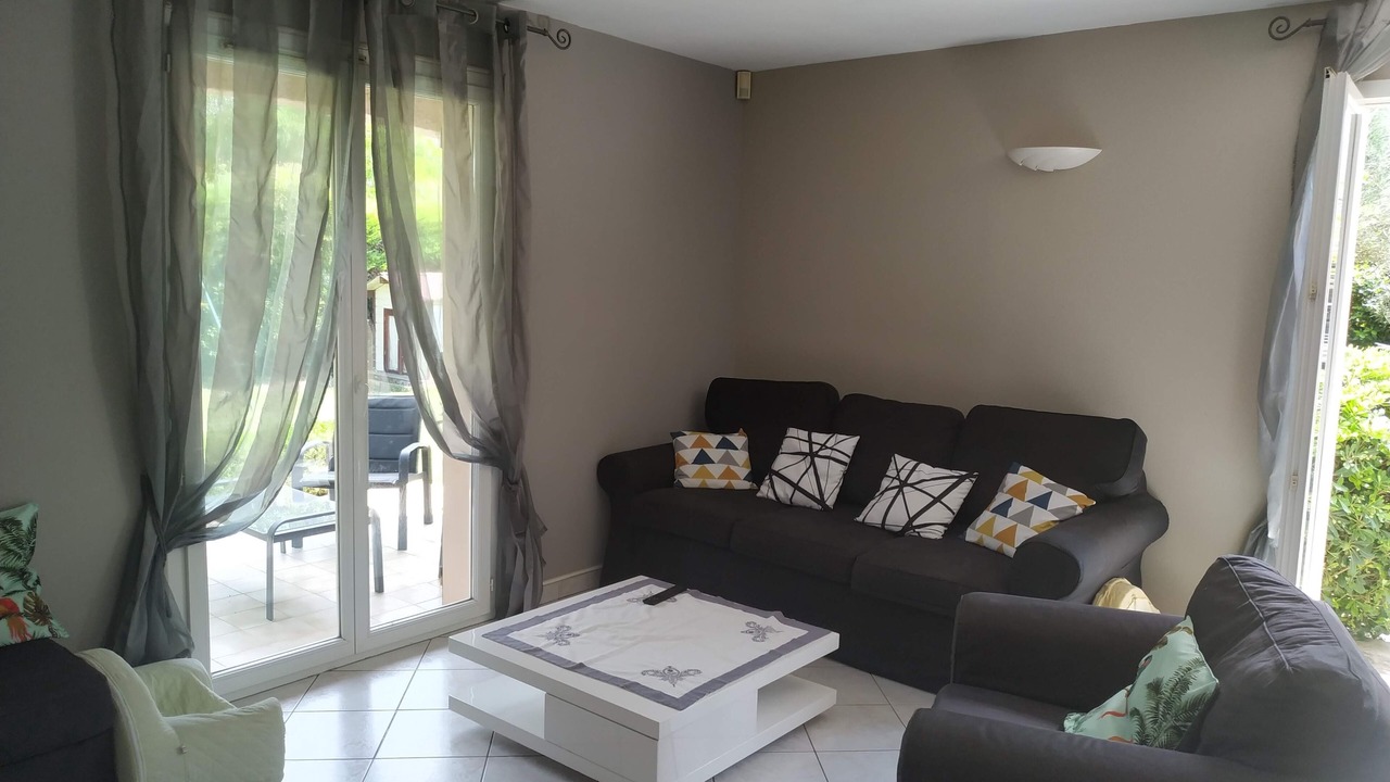 Photo of Livingroom in Redessan