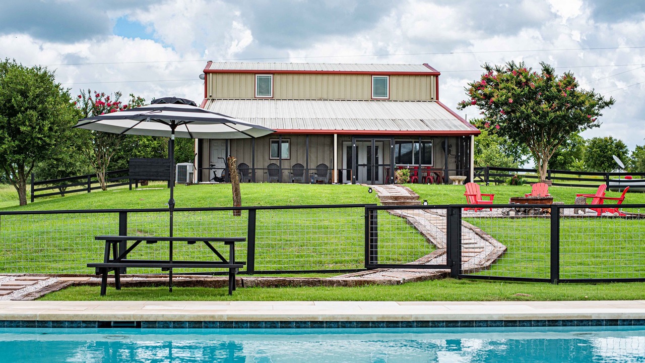 Photo of Outdoor in Brenham