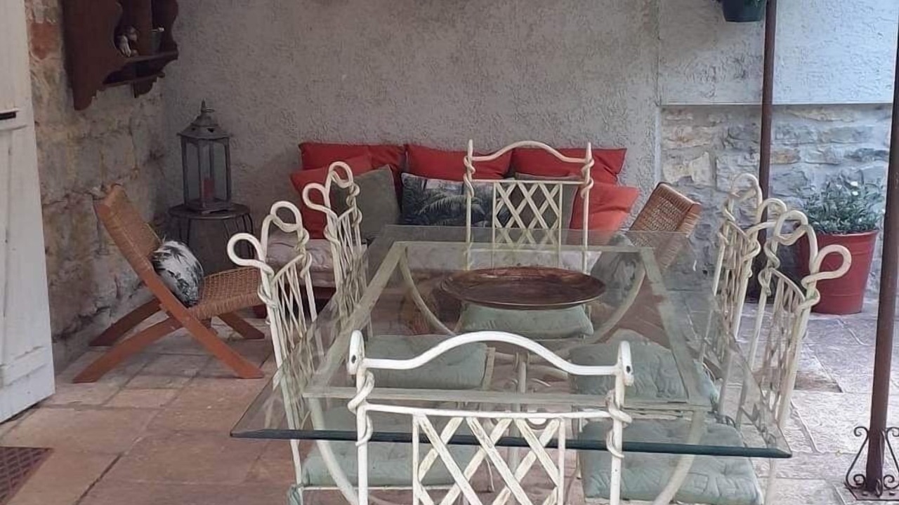 Photo of Outdoor in Berrias-et-Casteljau