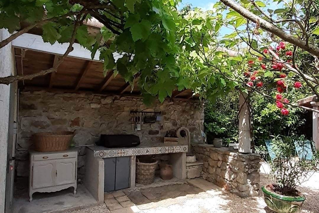 Photo of Patio Balcony in Berrias-et-Casteljau