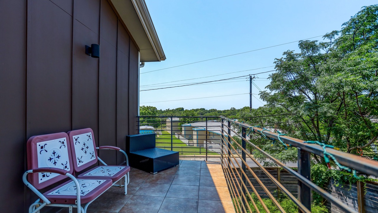 Photo of Patio Balcony in Rosewood