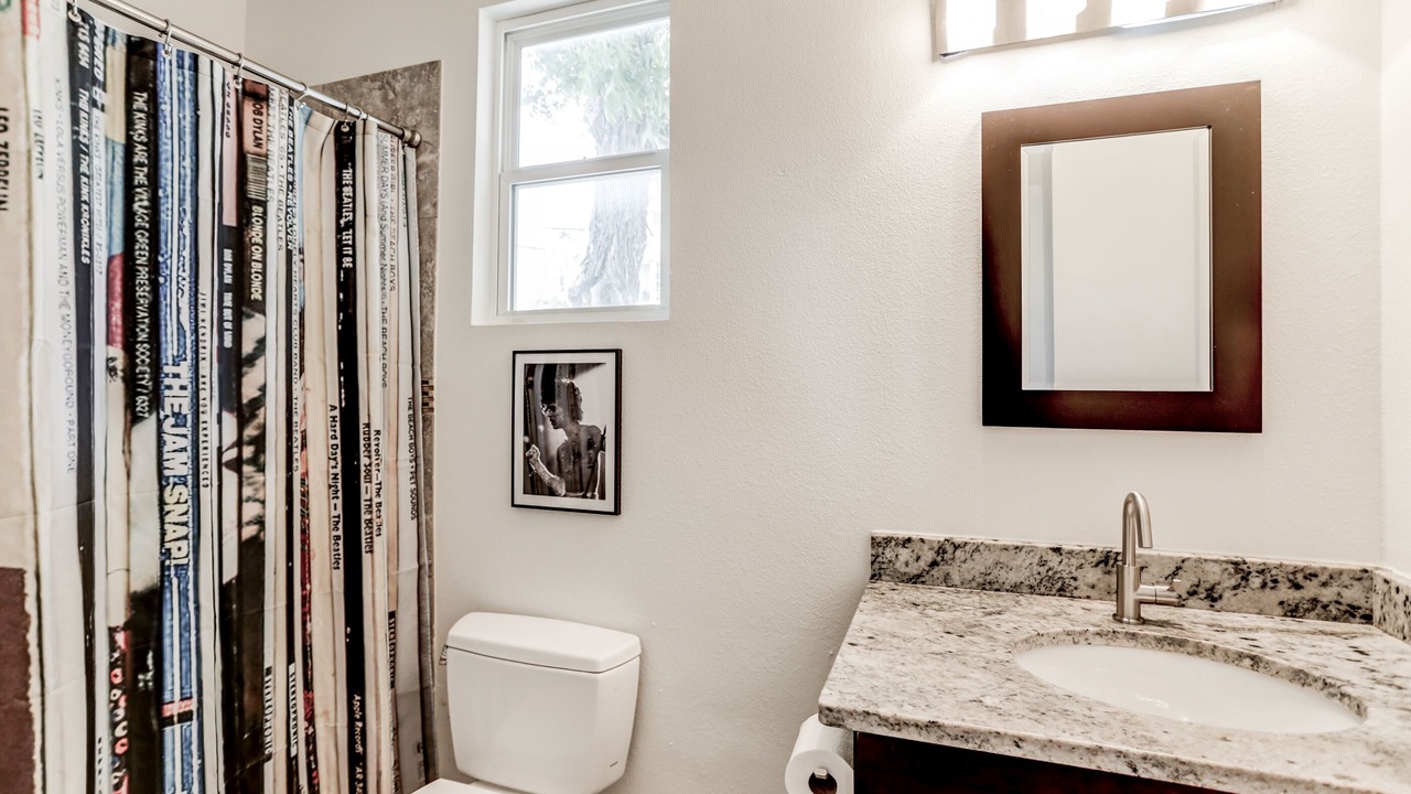 Photo of Bathroom in Rosewood