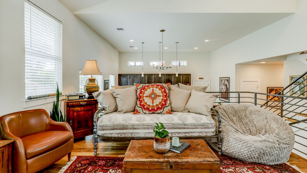 Photo of Livingroom in Rosewood