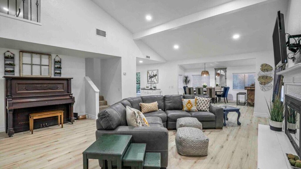 Photo of Livingroom in Little Elm