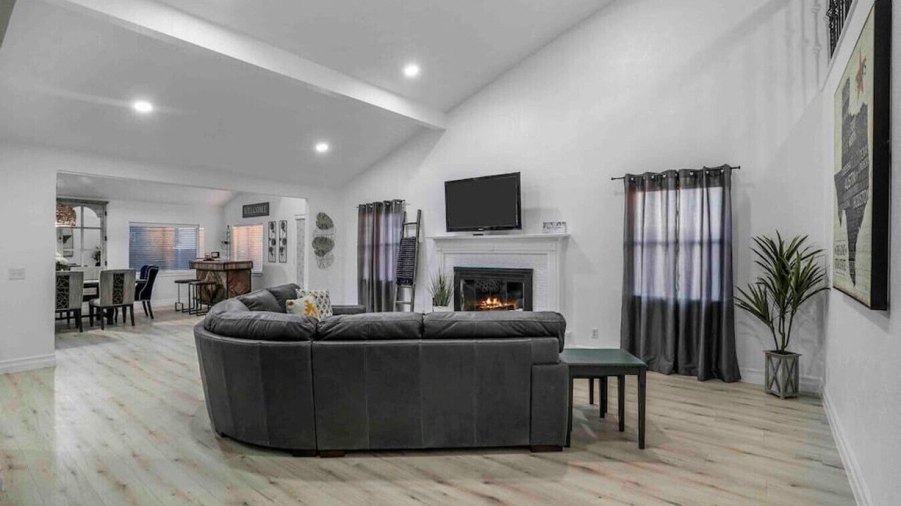 Photo of Livingroom in Little Elm
