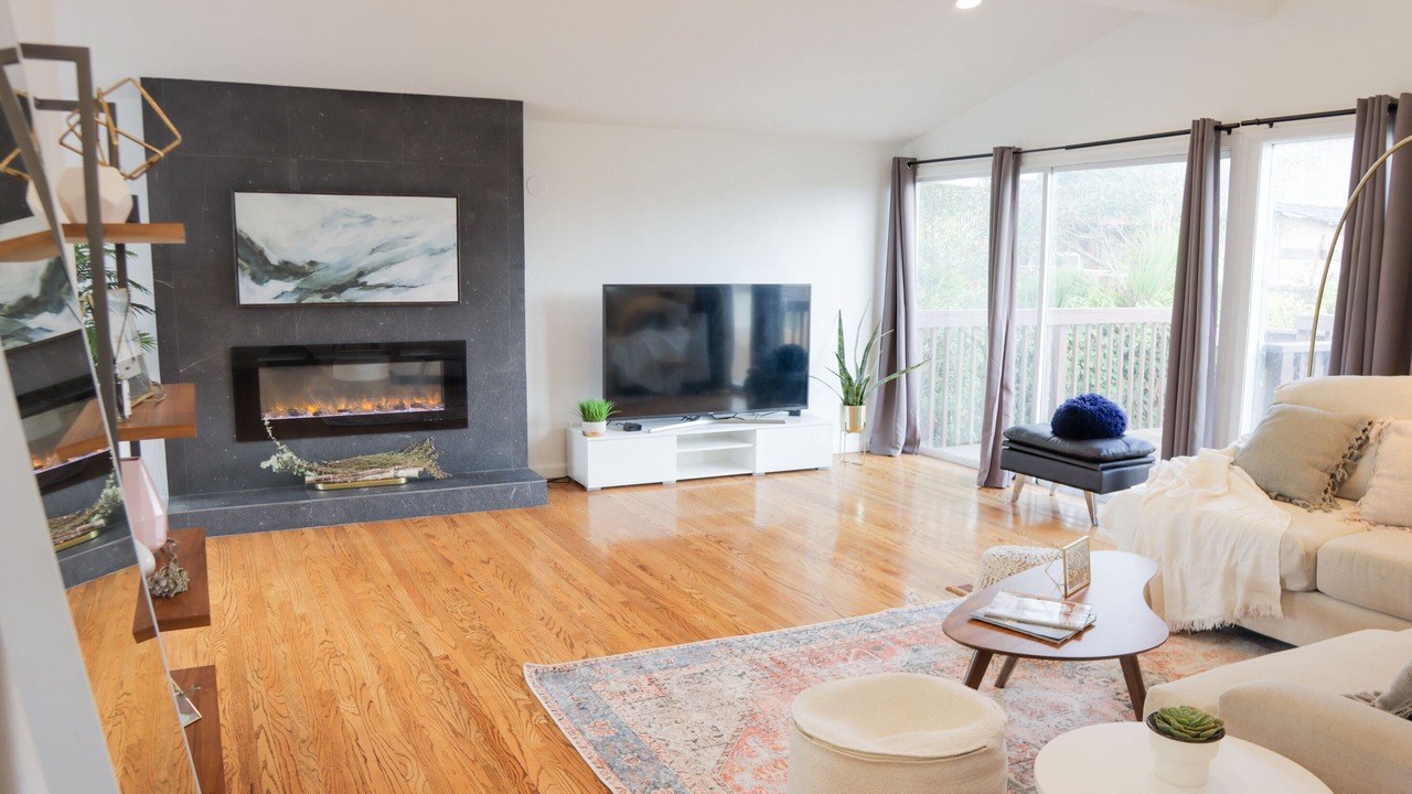 Photo of Livingroom in South San Francisco