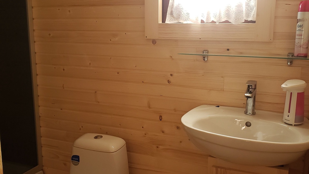 Photo of Bathroom in Laragne-Monteglin