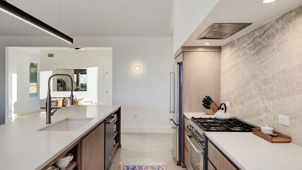 Photo of Kitchen in Stonewall