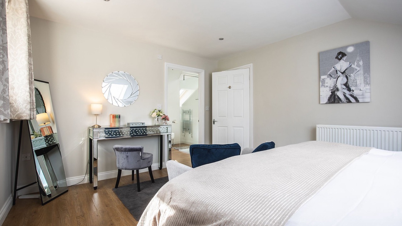 Photo of Bedroom in Cutnall Green