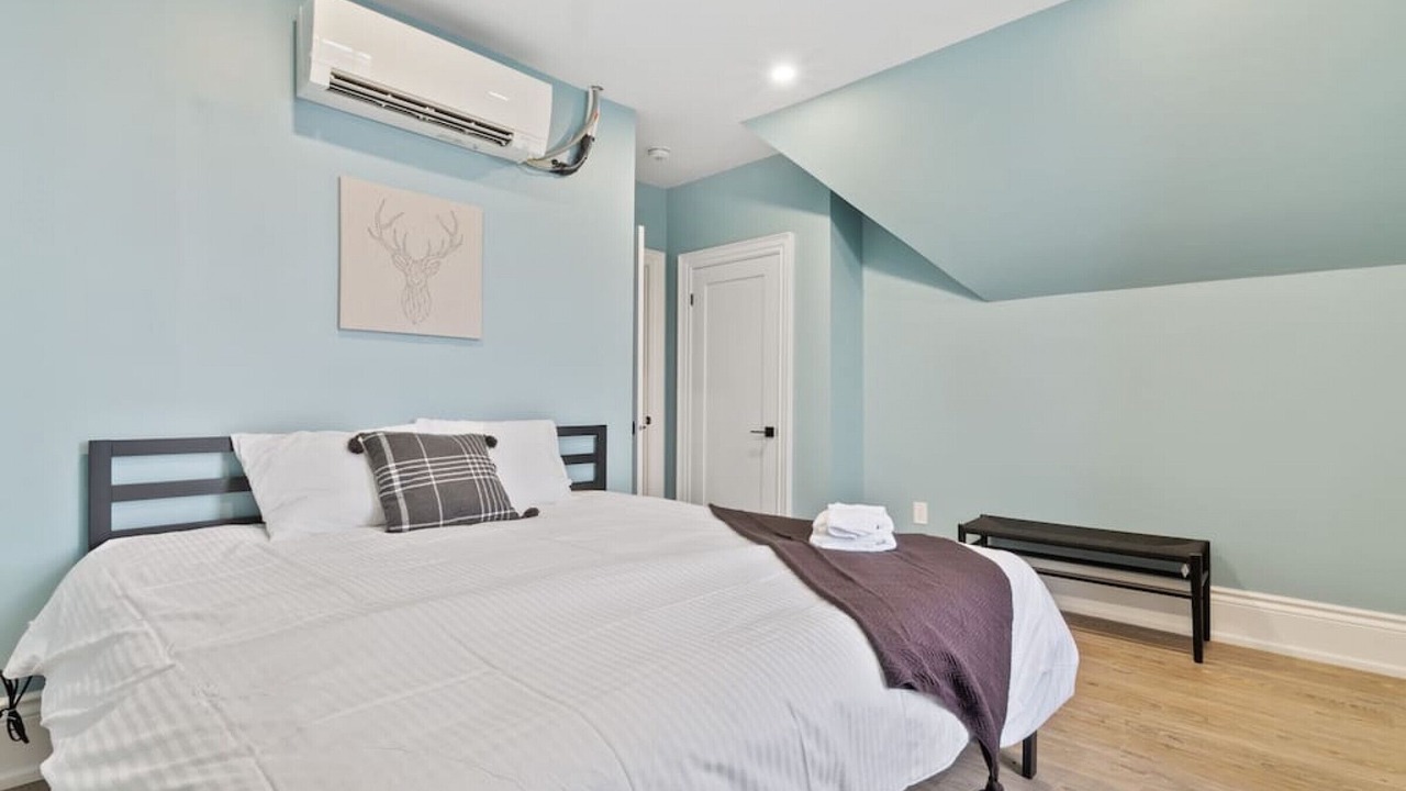 Photo of Bedroom in Collingwood