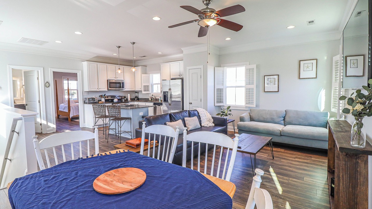 Photo of Livingroom in Jacksonville
