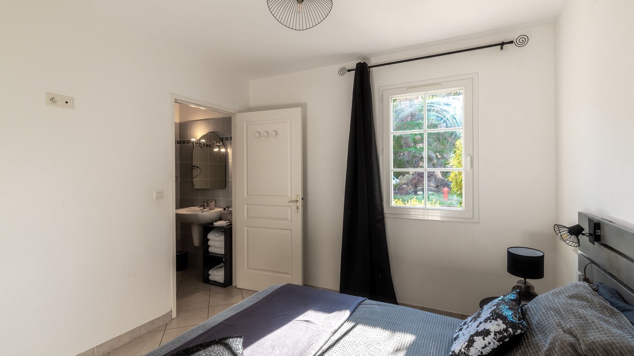 Photo of Bedroom in Aregno