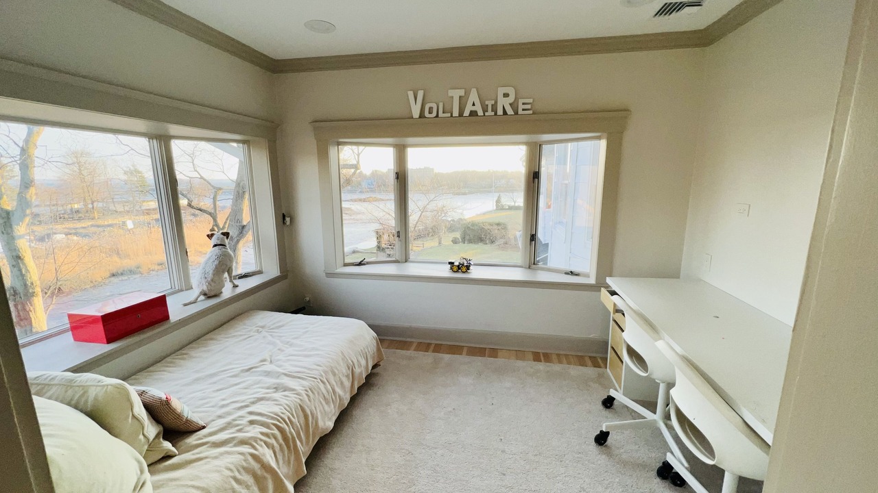 Photo of Bedroom in Mamaroneck