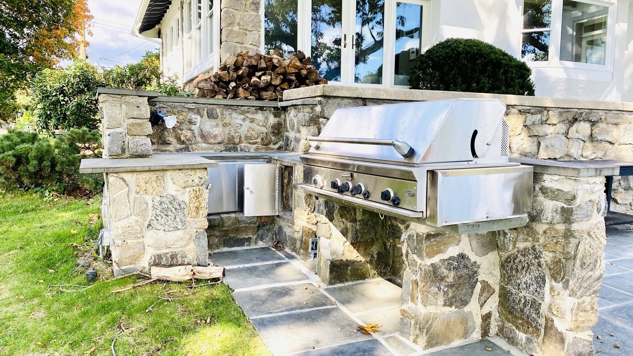 Photo of Patio Balcony in Mamaroneck