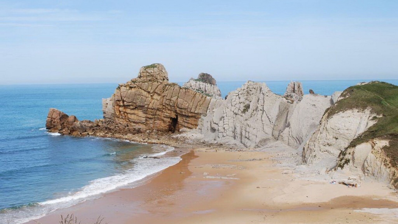 Photo of Others in Liencres