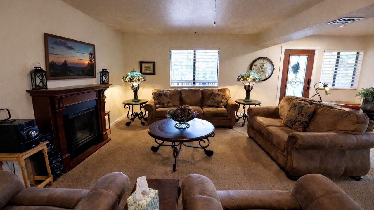 Photo of Bedroom in Cloudcroft