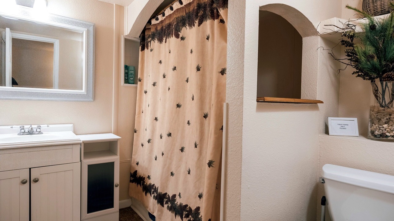 Photo of Bedroom in Cloudcroft