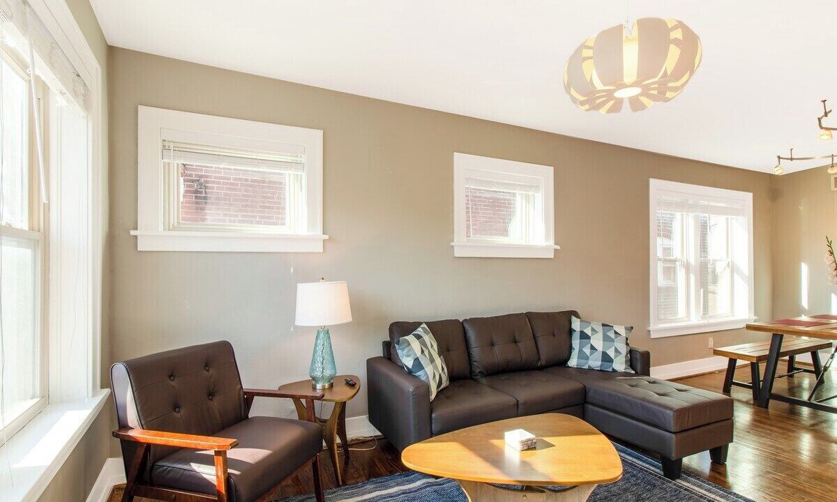 Photo of Livingroom in St. Louis