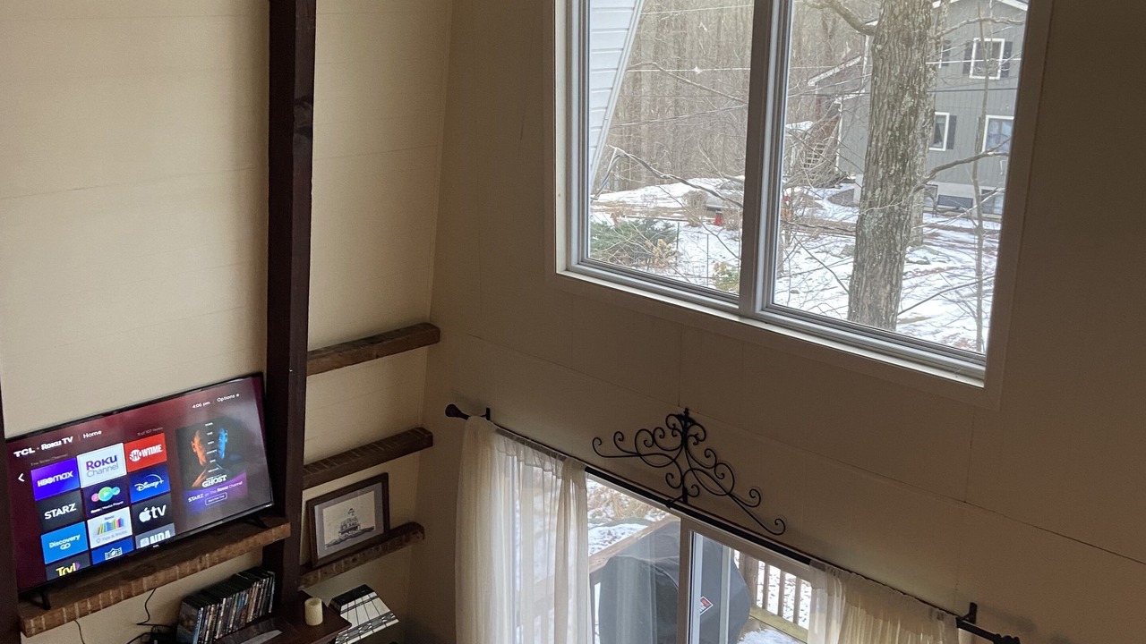 Photo of Others in Lake Ariel